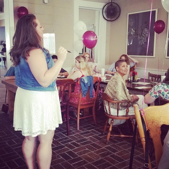 Fantastic Posh N Sip!! - Picture 5 of 8